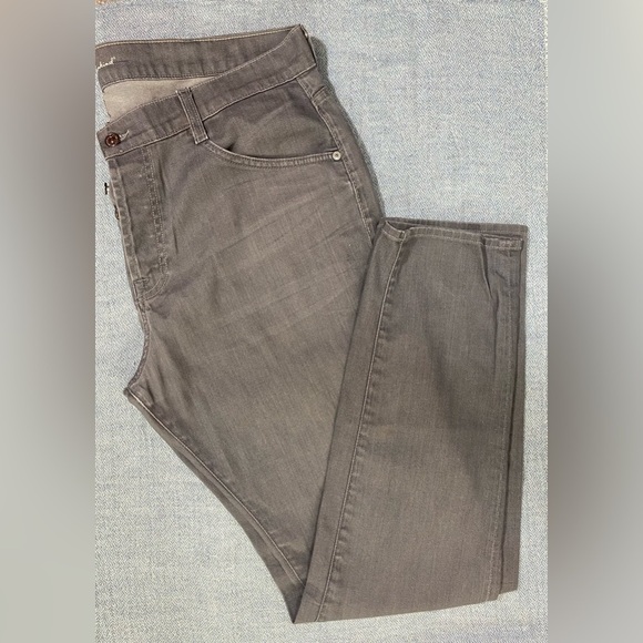 7 For All Mankind Grey Straight Leg Button Fly Jeans, Size 38/33, Cotton/Spandex - Picture 11 of 12